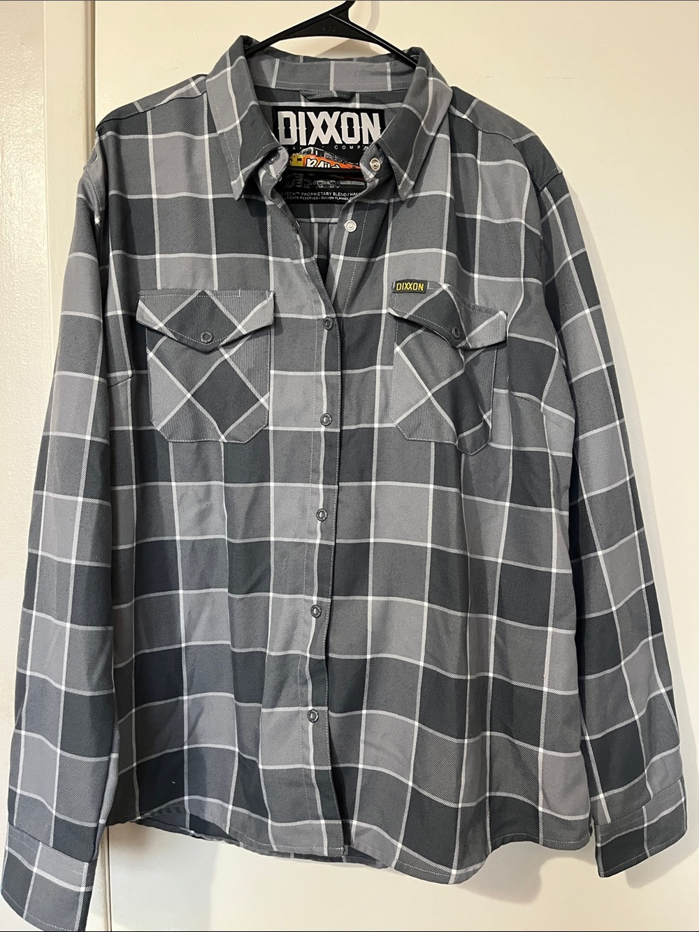 Dixxon Flannel Co “The Rails” Grey Plaid Flannel Shirt Mens Soft Warm Flannel